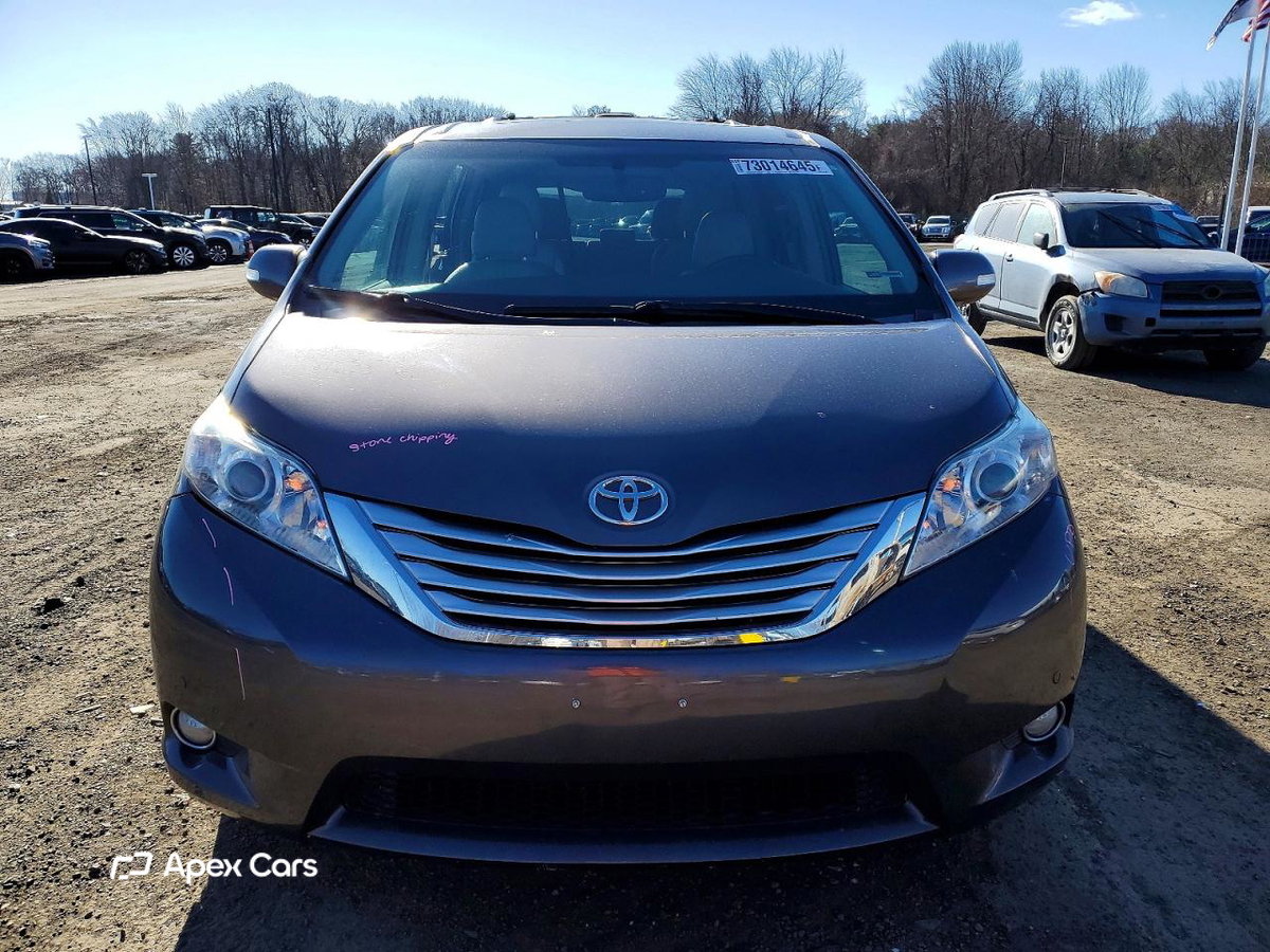 Toyota Sienna 2013