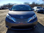 Toyota Sienna 2013