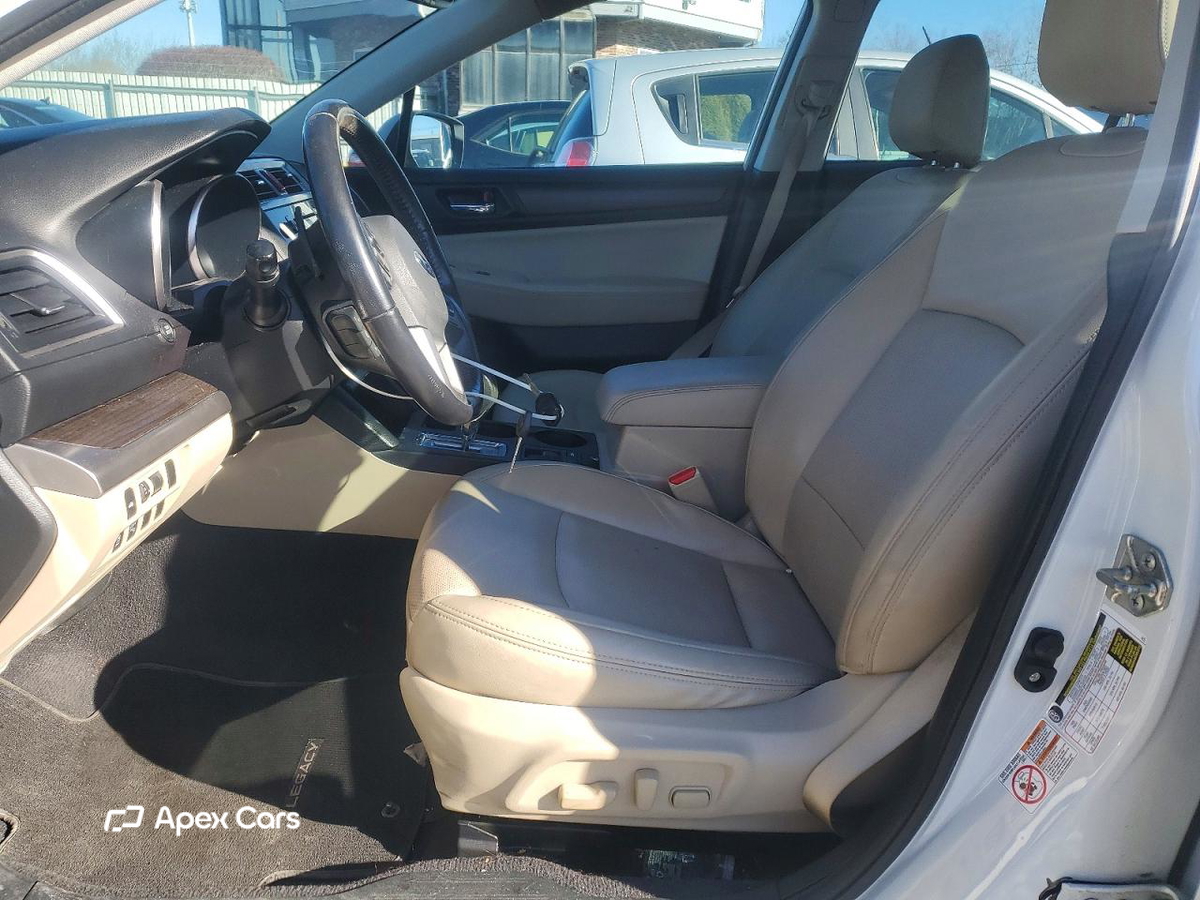 Subaru Legacy 2016