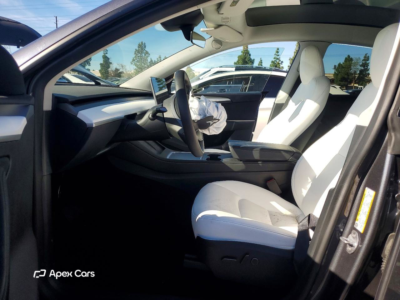 Tesla Model Y 2023