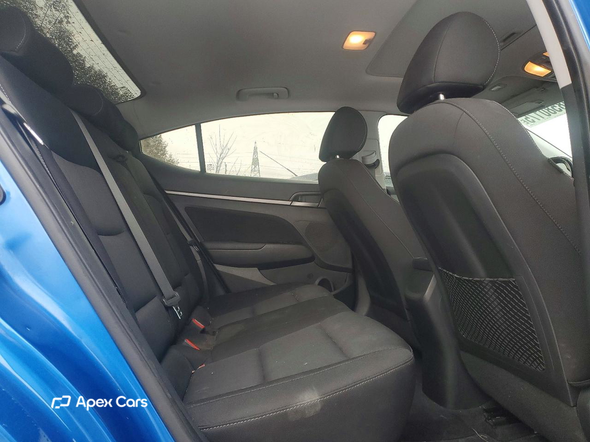 Hyundai Elantra 2017