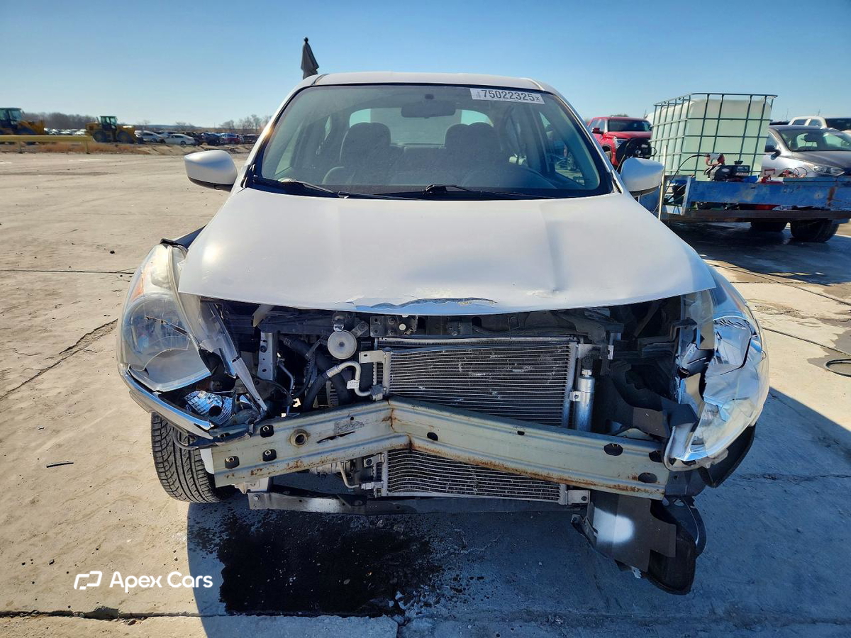 Nissan Versa 2017