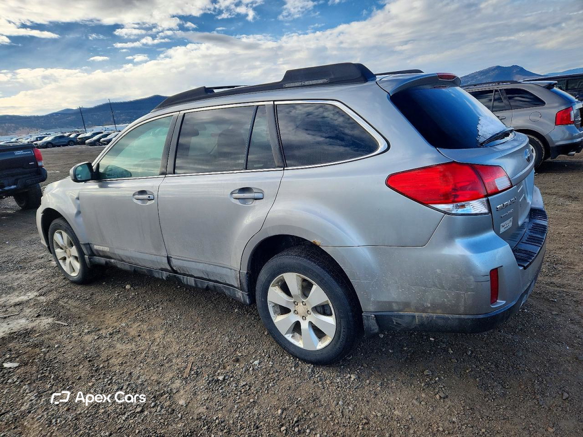 Subaru Outback 2011