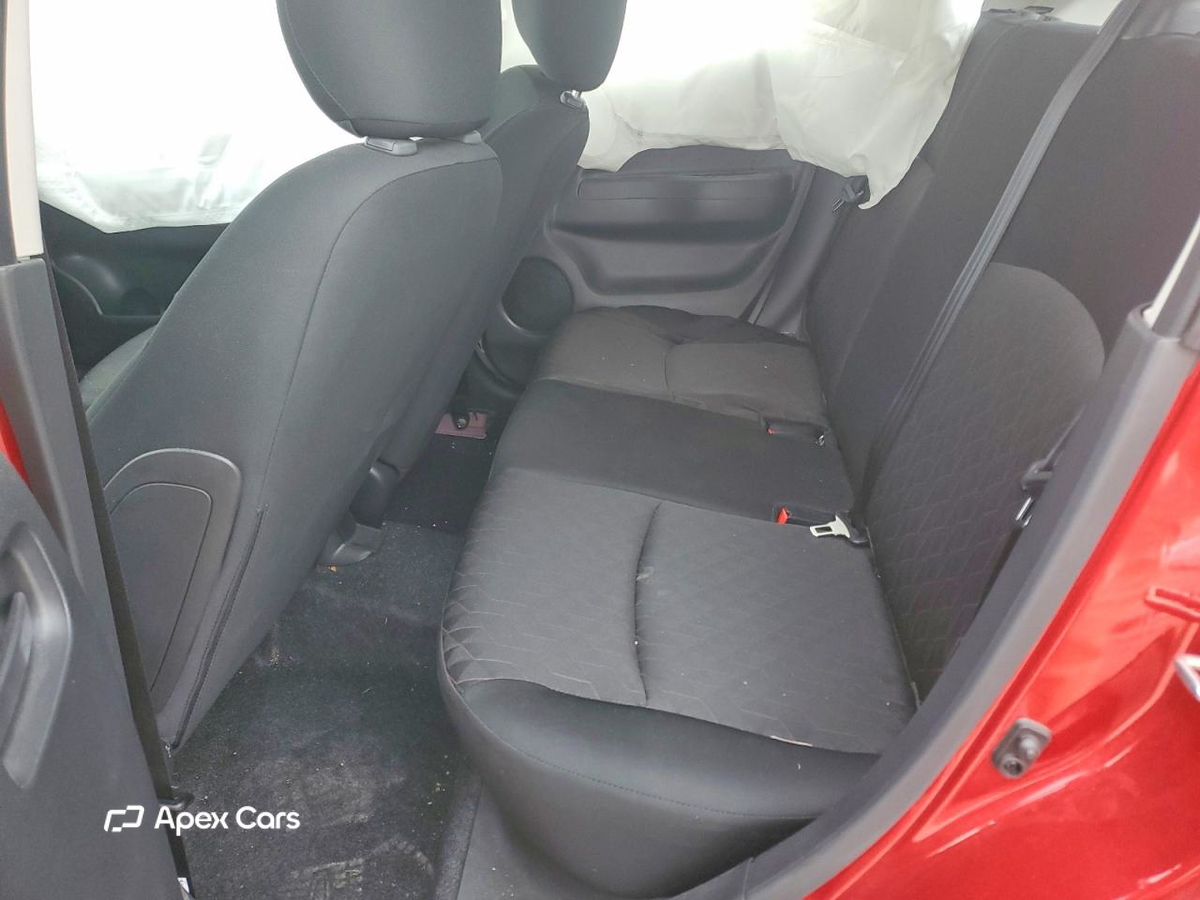Mitsubishi Mirage 2024