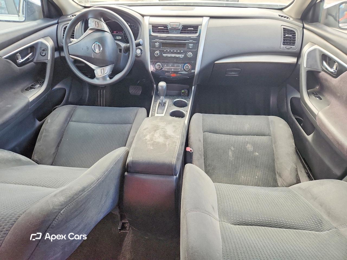 Nissan Altima 2015