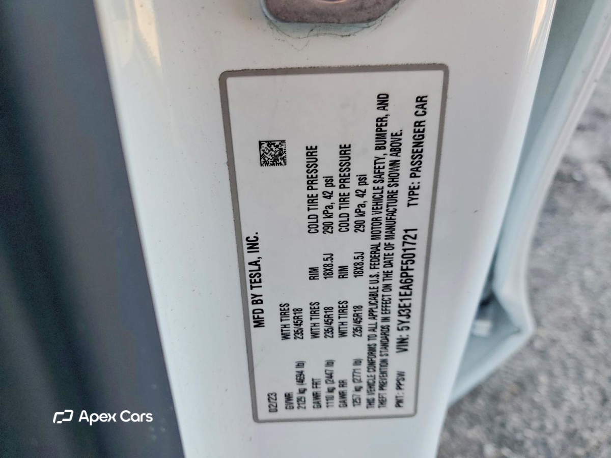 Tesla Model 3 2023