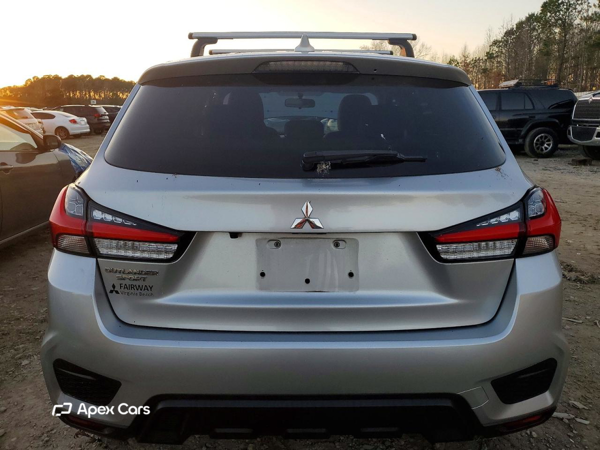 Mitsubishi Outlander 2020
