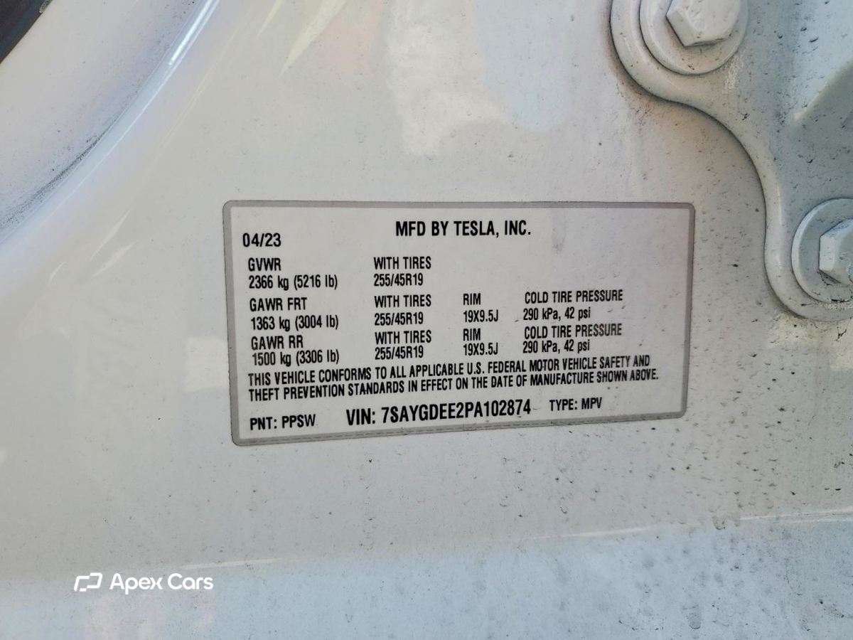Tesla Model Y 2023