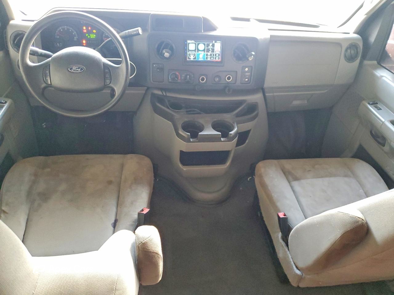 Ford Econoline 2014