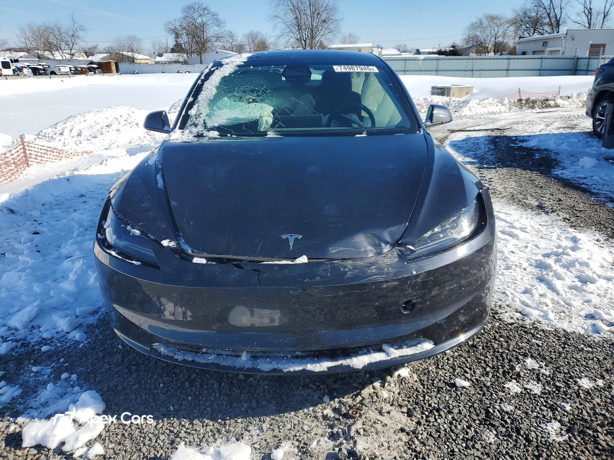 Tesla Model 3 2025