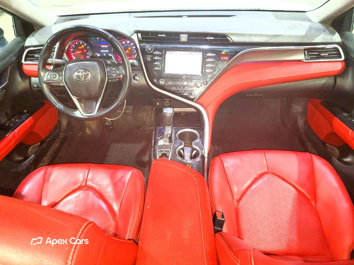 Toyota Camry 2018