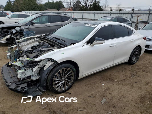Lexus ES 2019 - Image 1 of 12