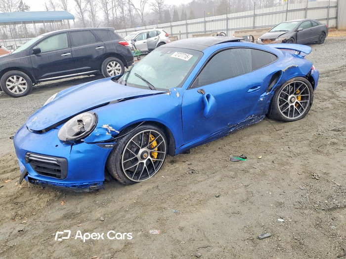 2017 Porsche 911 - Image 1 of 5