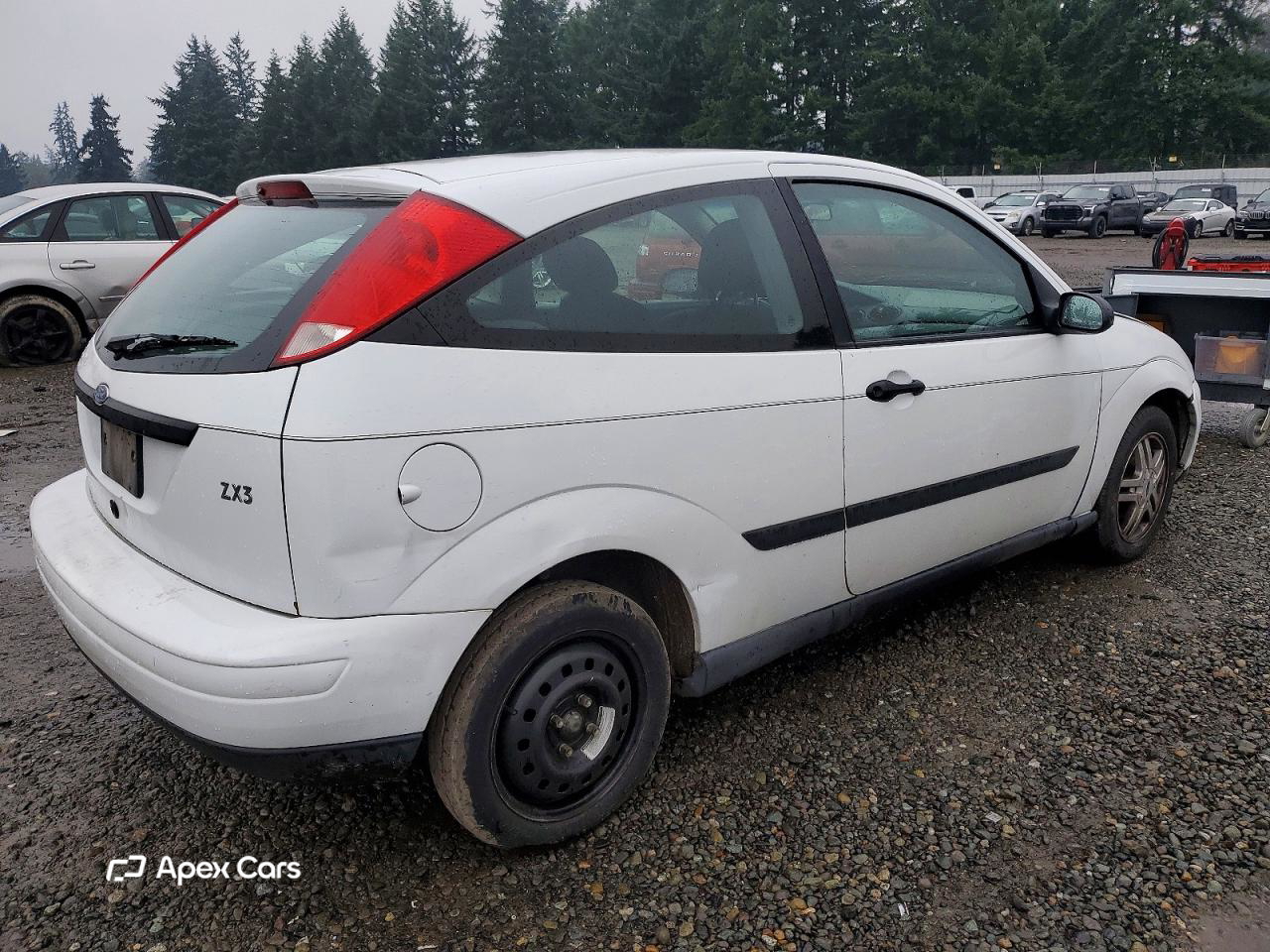 Ford Focus 2000