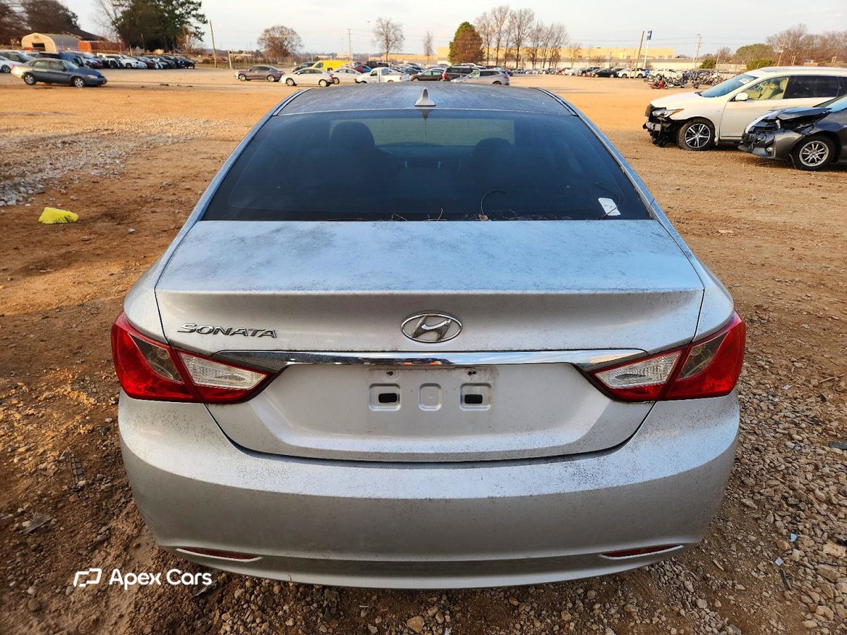 Hyundai Sonata 2013
