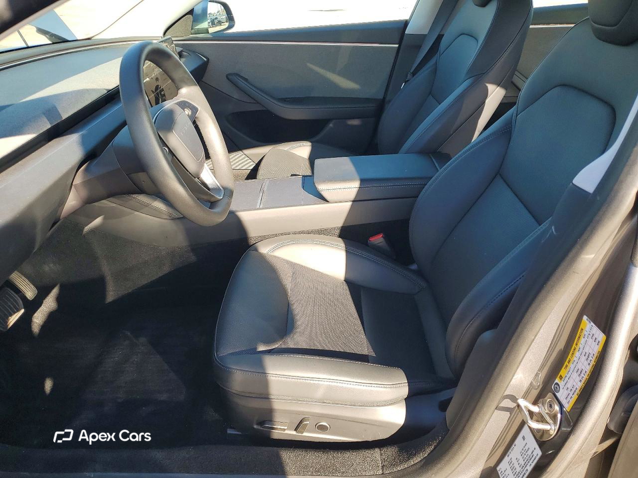 Tesla Model 3 2024