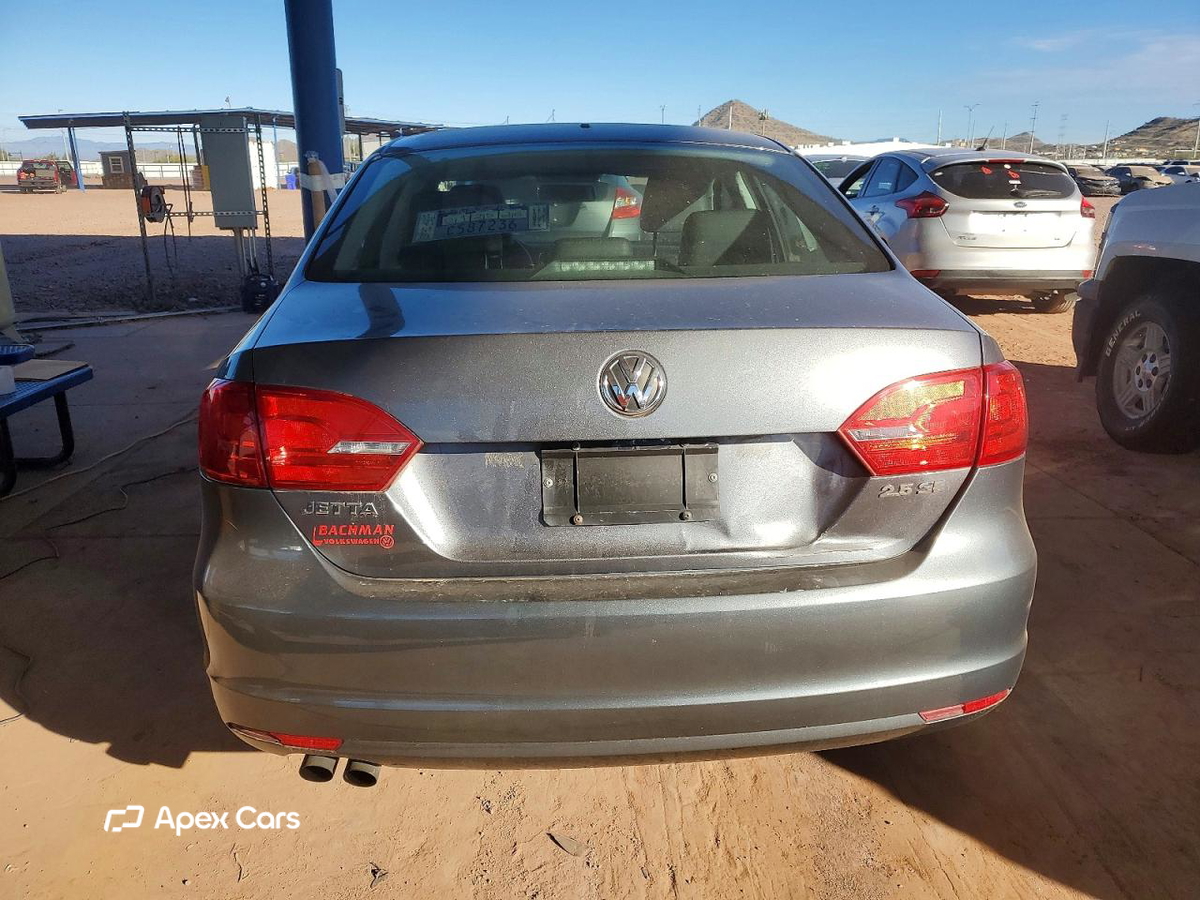 Volkswagen Jetta 2013