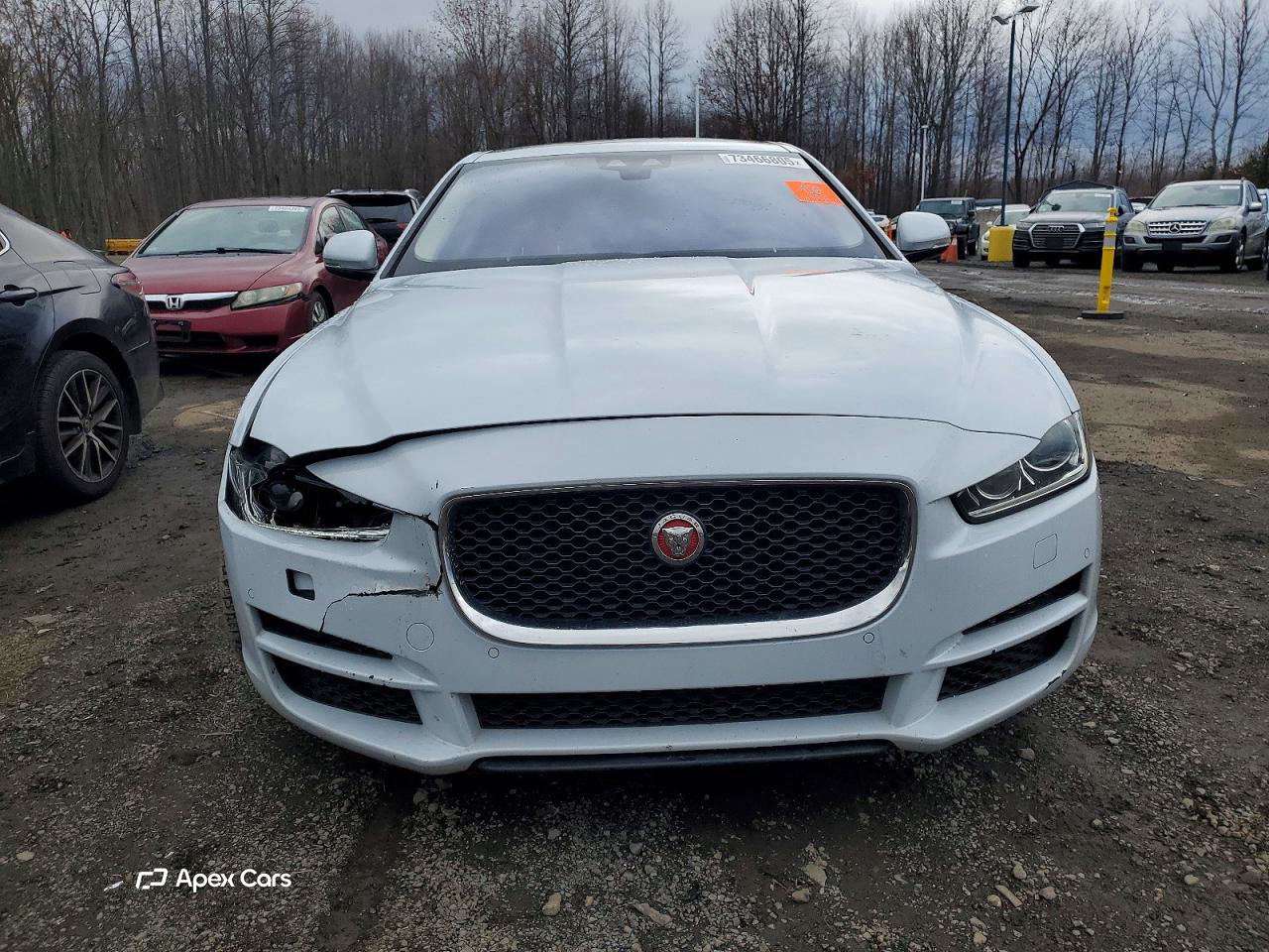 Jaguar XE 2018