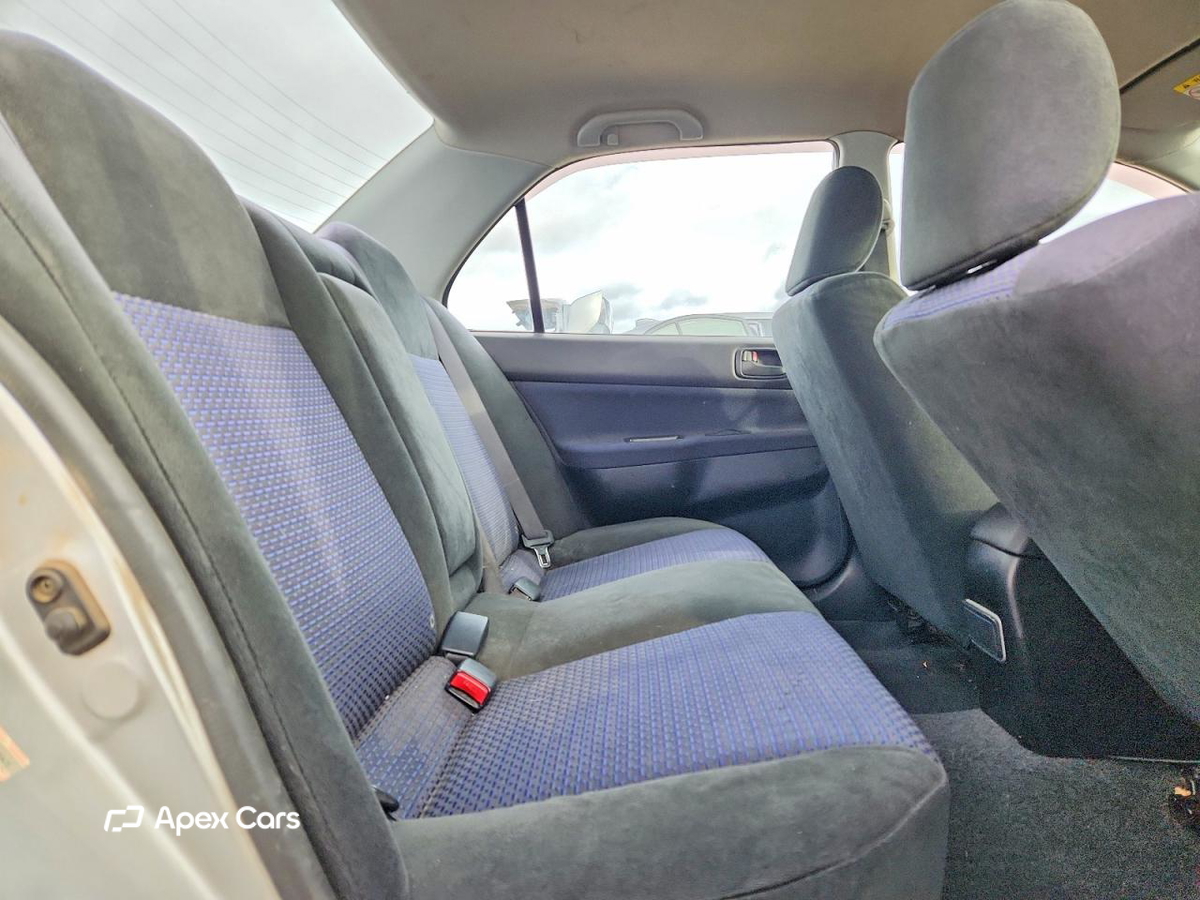 Mitsubishi Lancer 2003