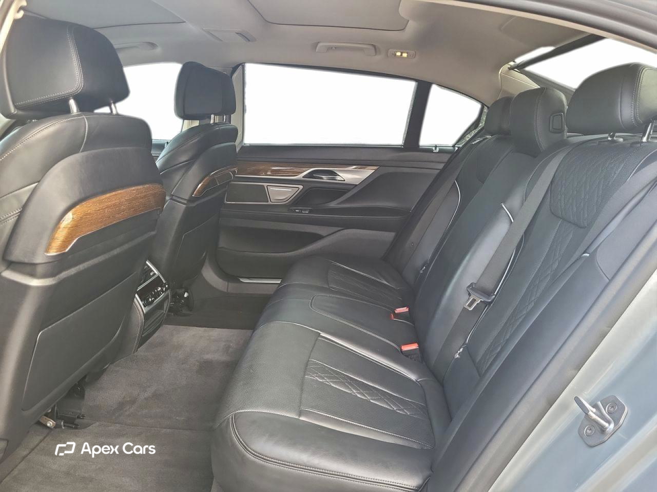 BMW Series 7 2018