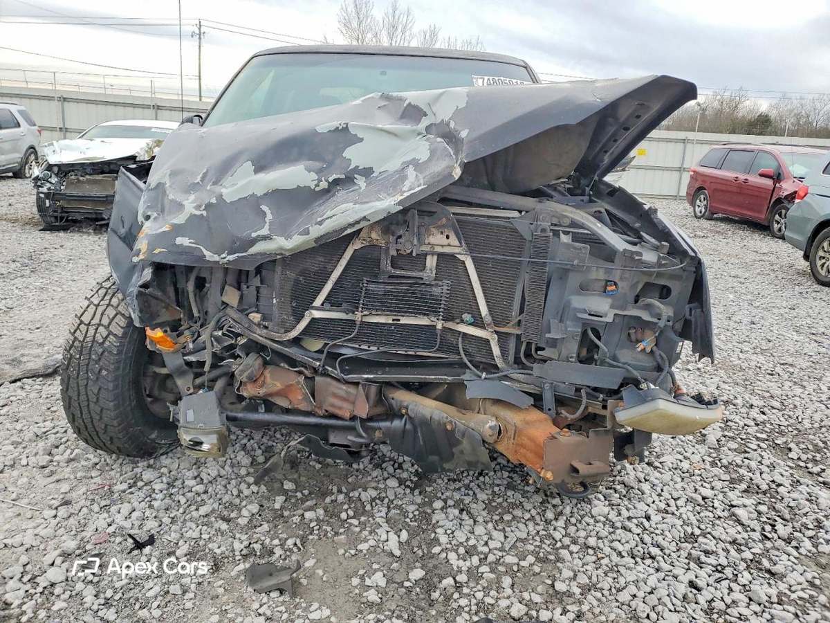 Chevrolet Silverado 2003