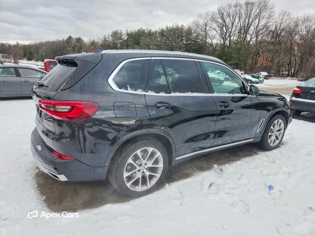 BMW X5 2021