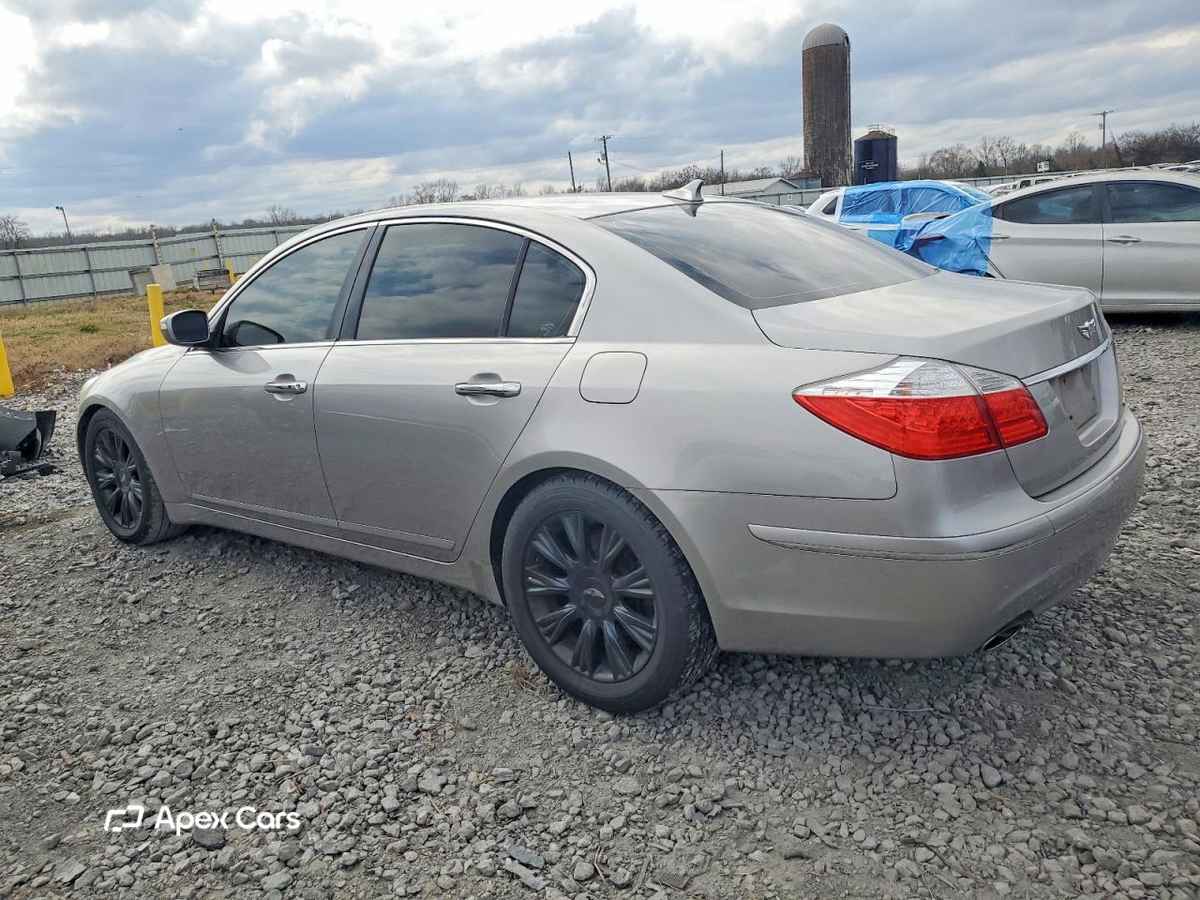 Hyundai Genesis 2009