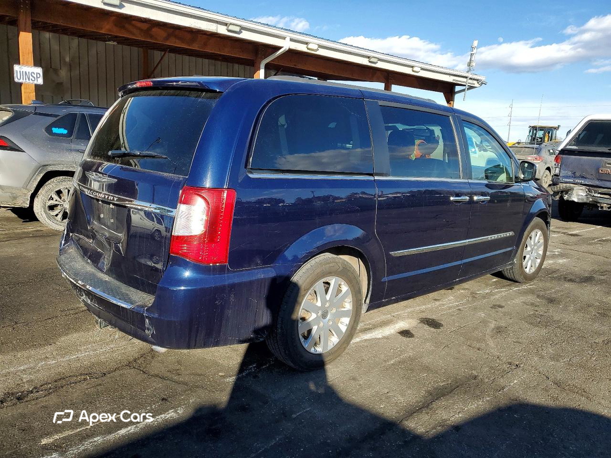 Chrysler Voyager 2016