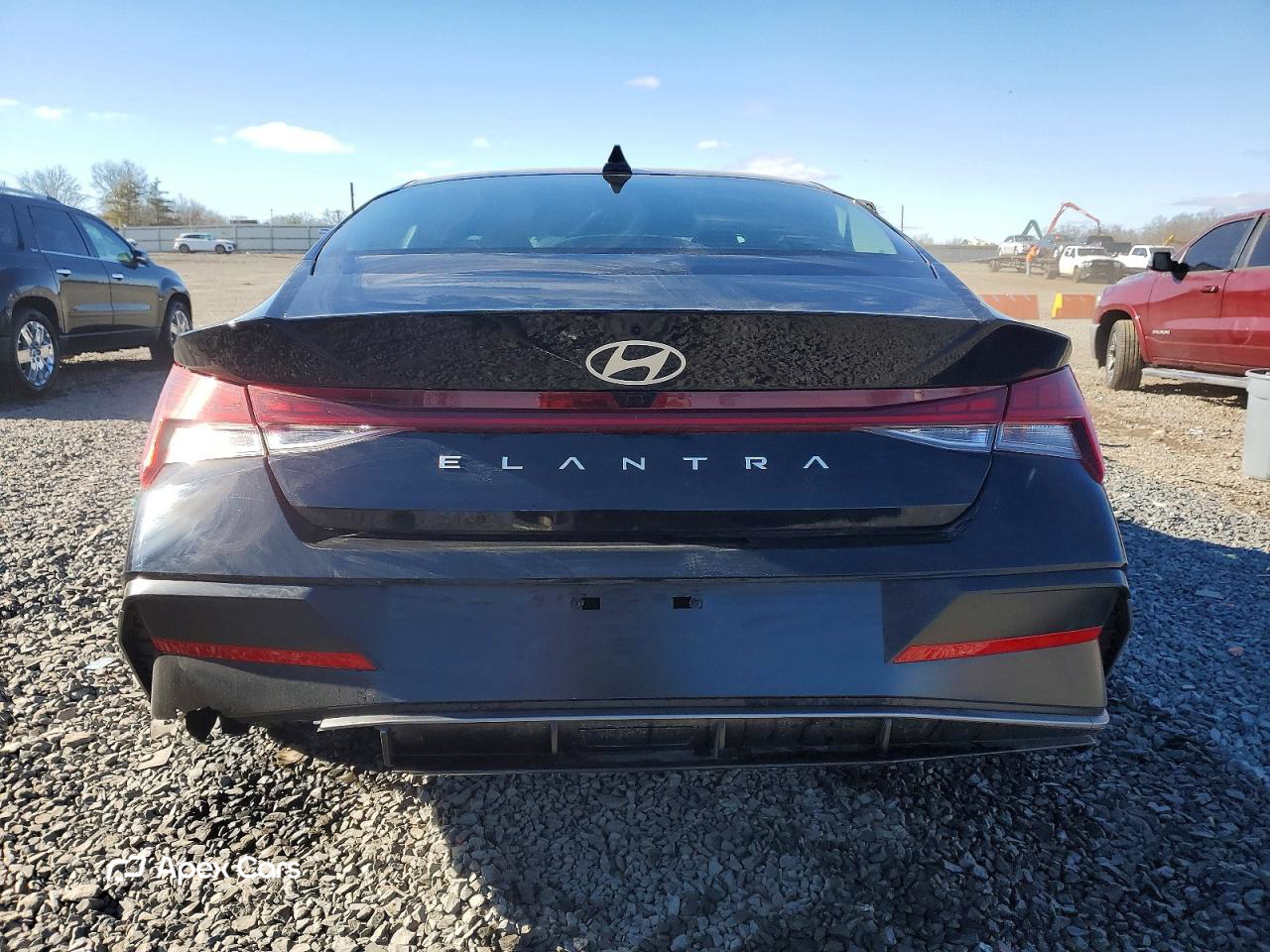 Hyundai Elantra 2025