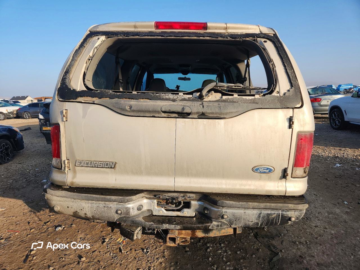Ford Excursion 2004