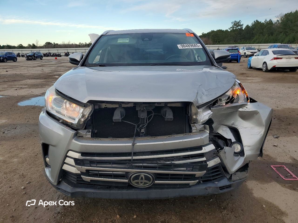 Toyota Highlander 2017