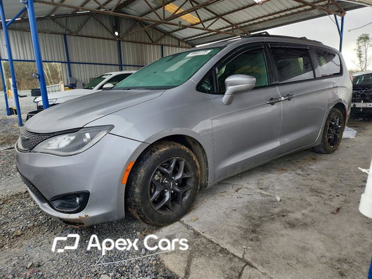 Chrysler Pacifica 2018 - Image 1 of 13