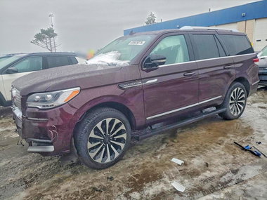 Lincoln Navigator 2024 - Image 1 of 14