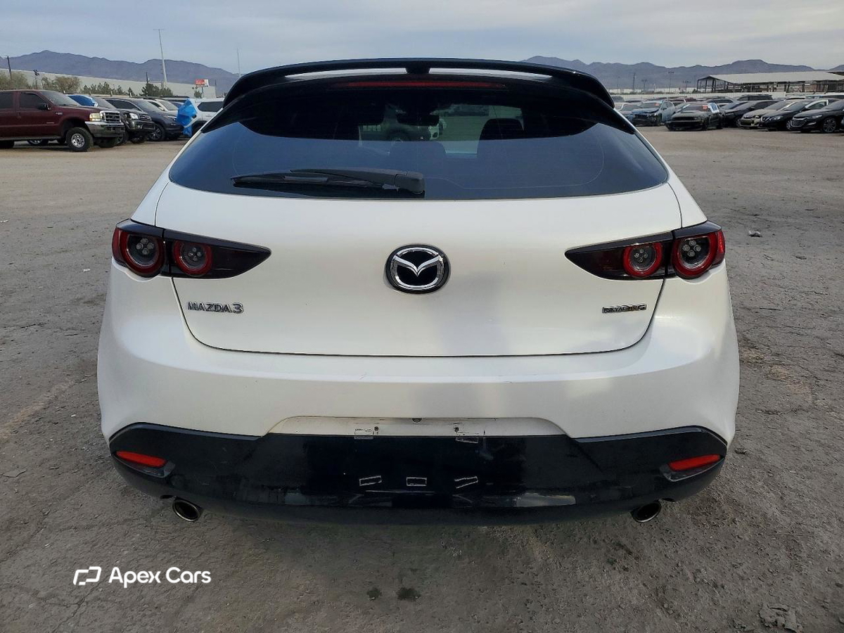 Mazda 3 2019