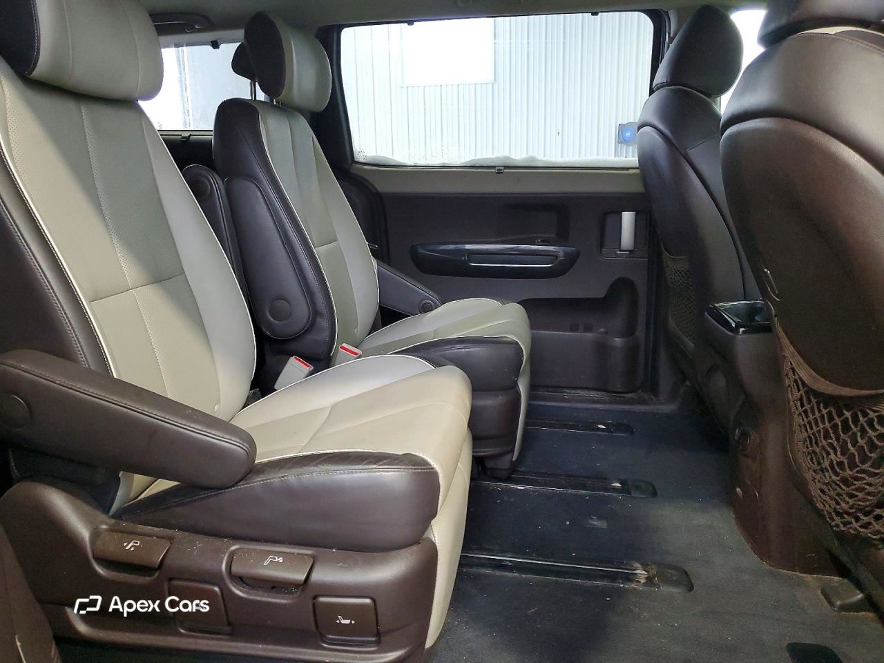 Kia Sedona 2015