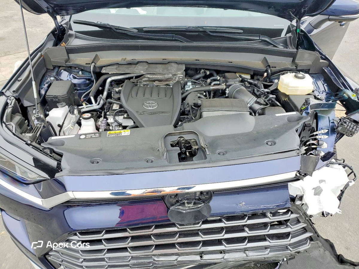 Toyota Highlander 2025