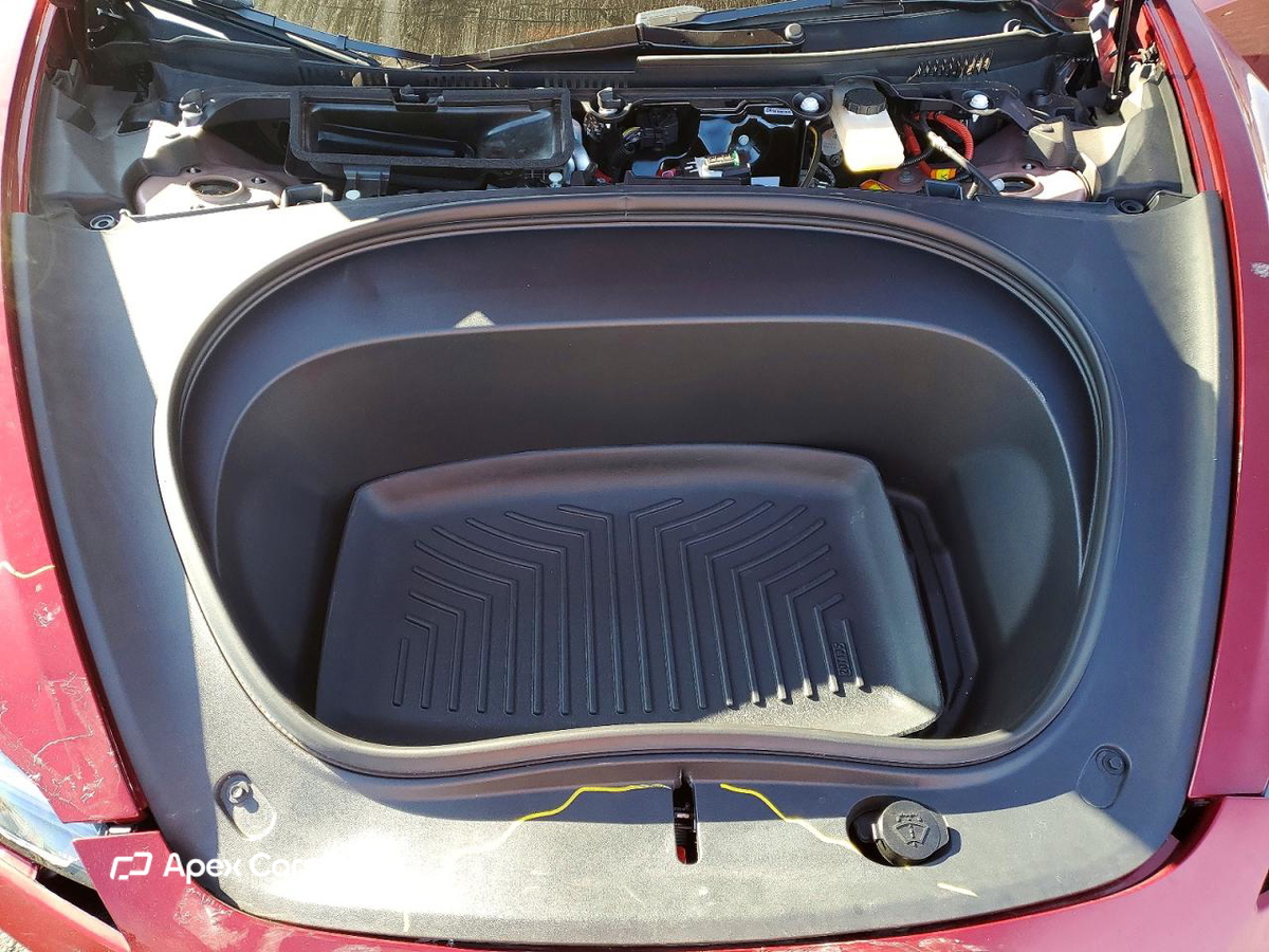 Tesla Model 3 2025