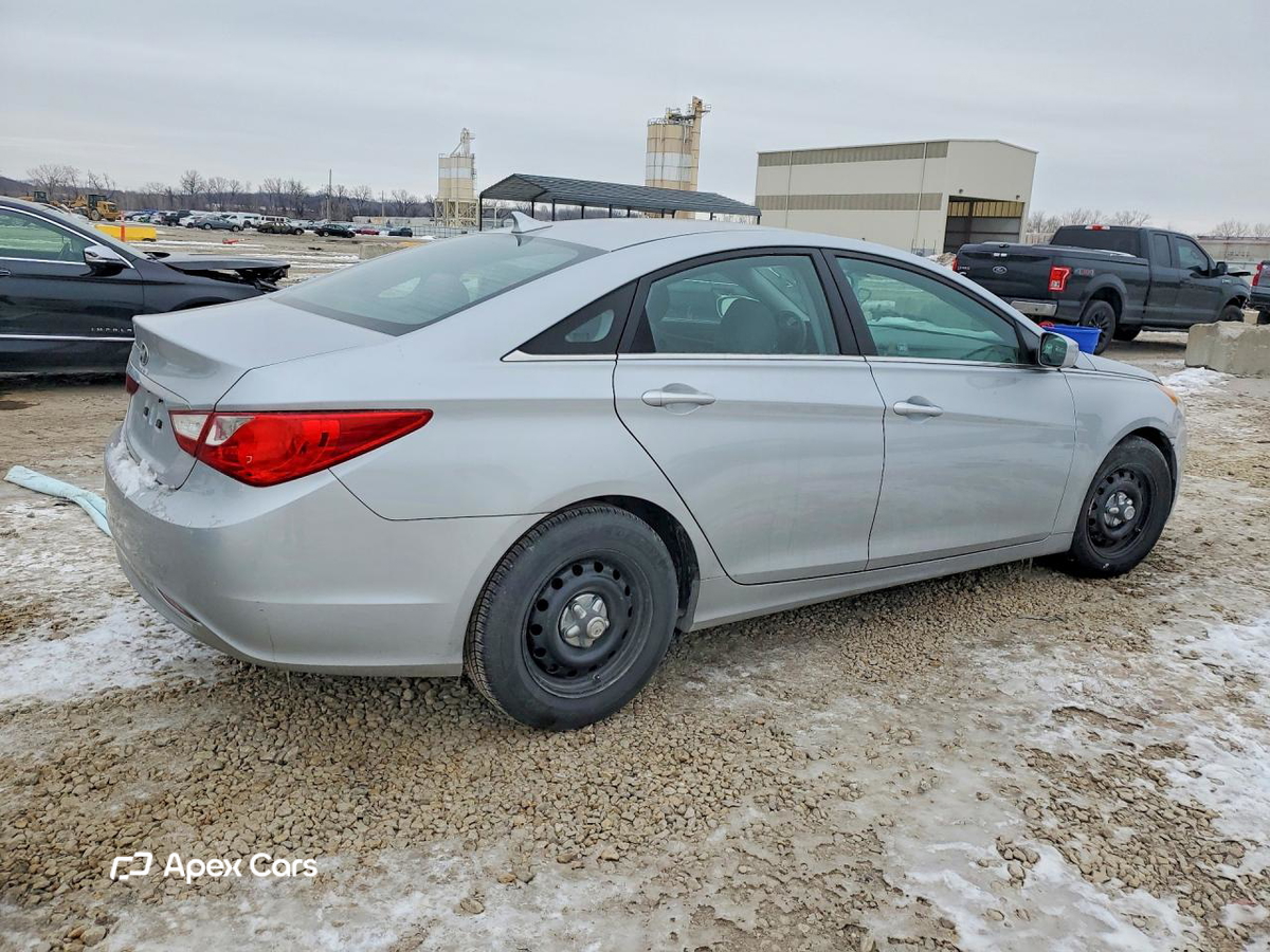 Hyundai Sonata 2011