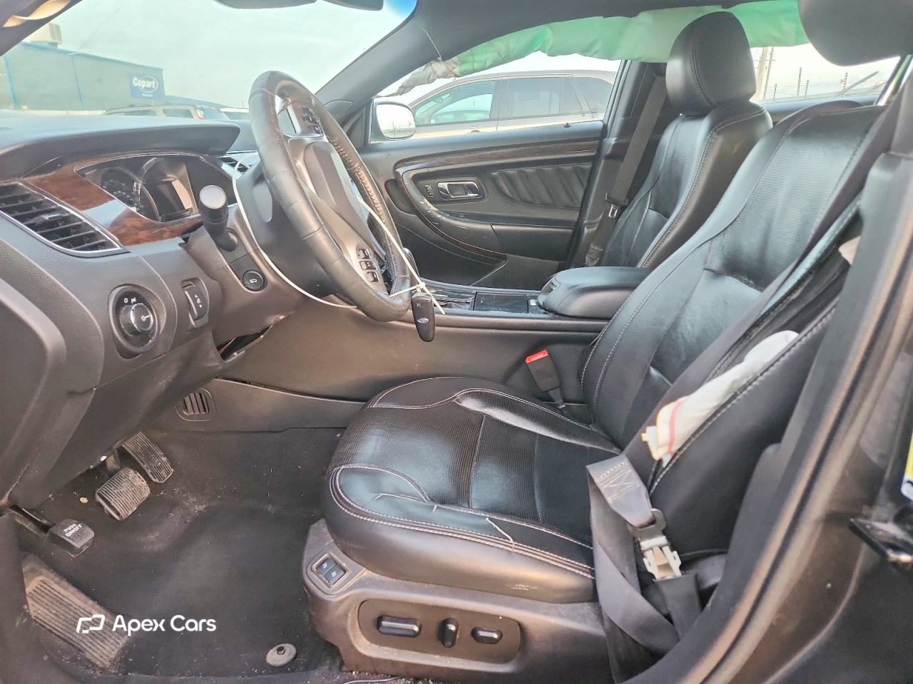 Ford Taurus 2019