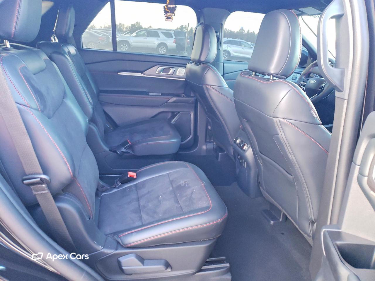 Ford Explorer 2025