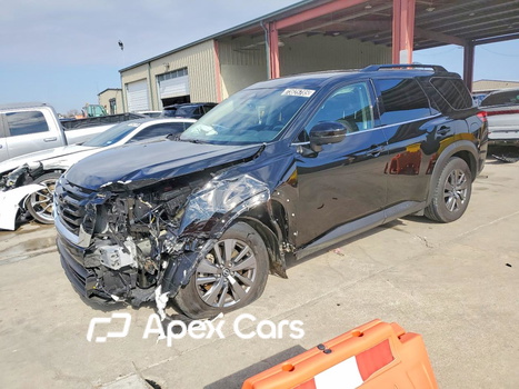 Nissan Pathfinder 2025 - Image 1 of 13