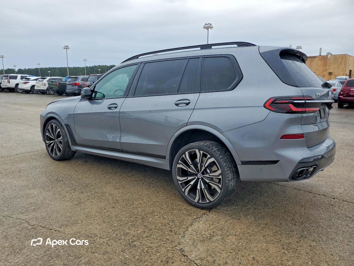 BMW X7 2023
