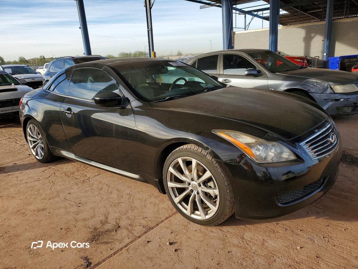 Infiniti G 2010