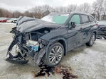 Toyota Highlander 2021