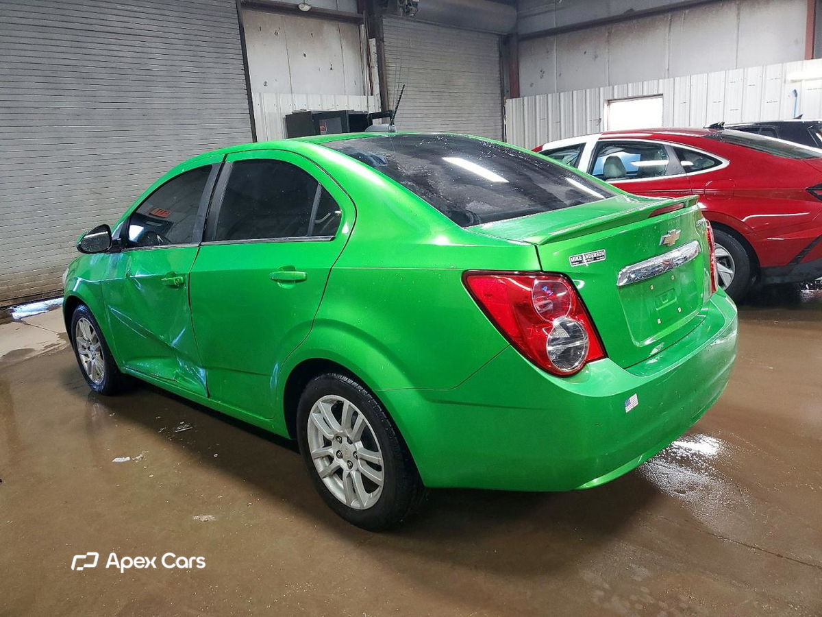 Chevrolet Sonic 2015