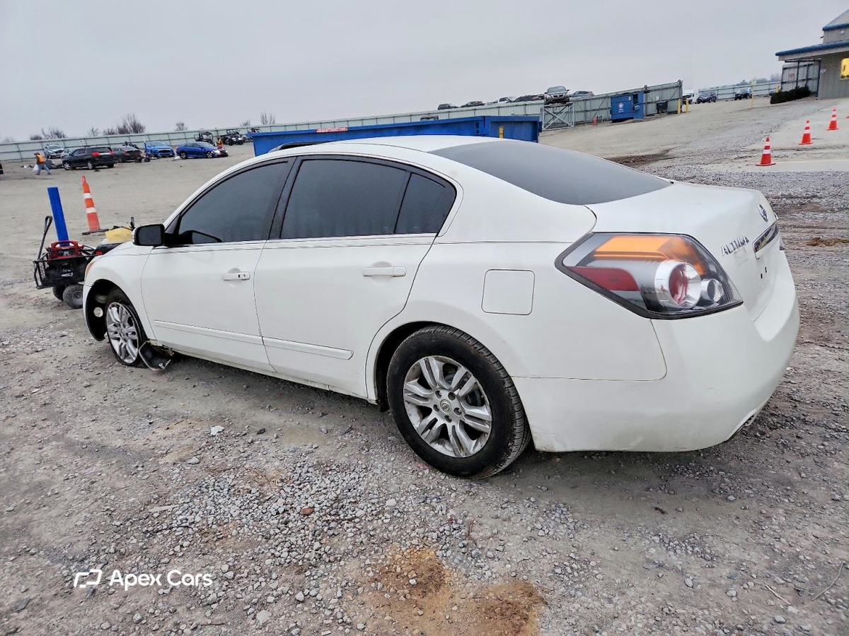 Nissan Altima 2012