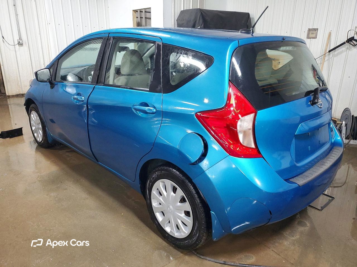 Nissan Versa 2015