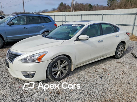 Nissan Altima 2015 - Zdjęcie 1 z 13