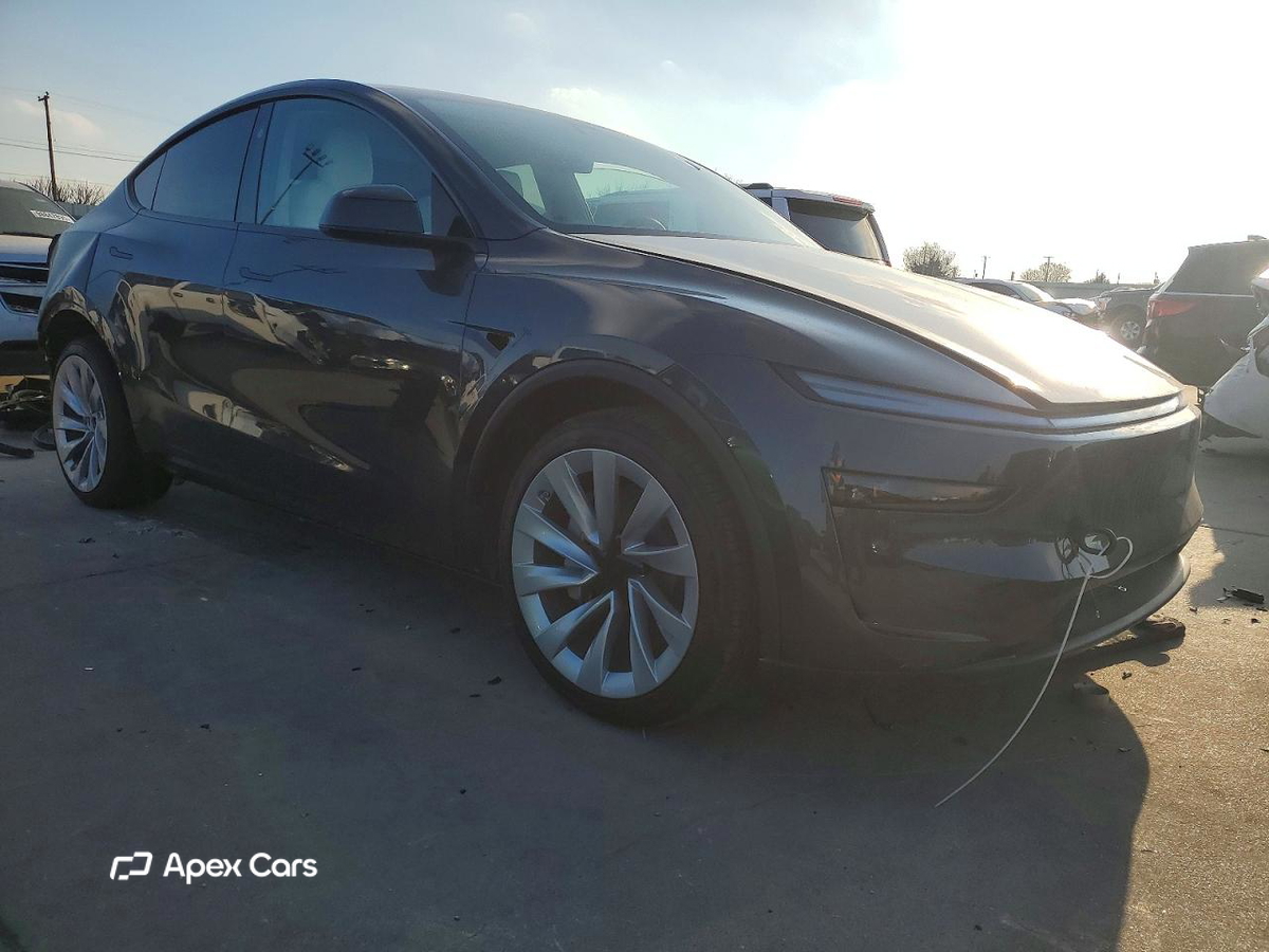 Tesla Model Y 2026