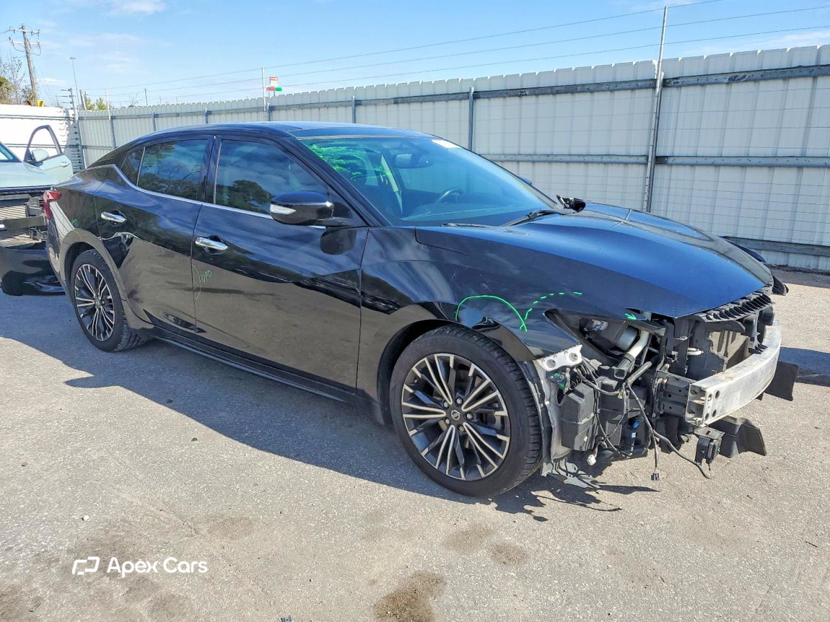 Nissan Maxima 2018